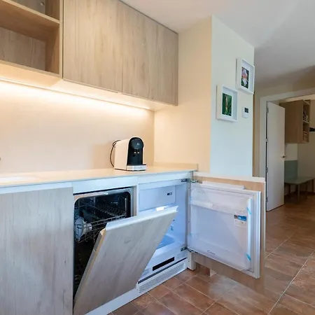 Ciencias H Apartment *